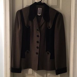 Zelda Women’s Blazer Size 10